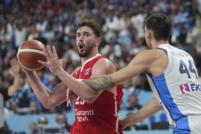 【最大黑马出品】就靠这场比赛，他就要把自己打到NBA了？_【最大黑马出品】就靠这场比赛，他就要把自己打到NBA了？_