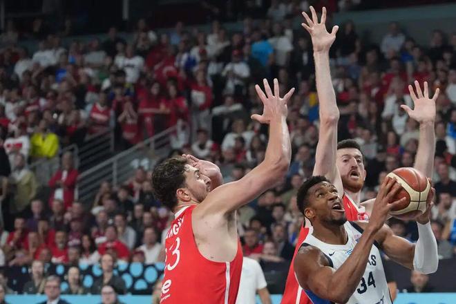 _【最大黑马出品】就靠这场比赛，他就要把自己打到NBA了？_【最大黑马出品】就靠这场比赛，他就要把自己打到NBA了？