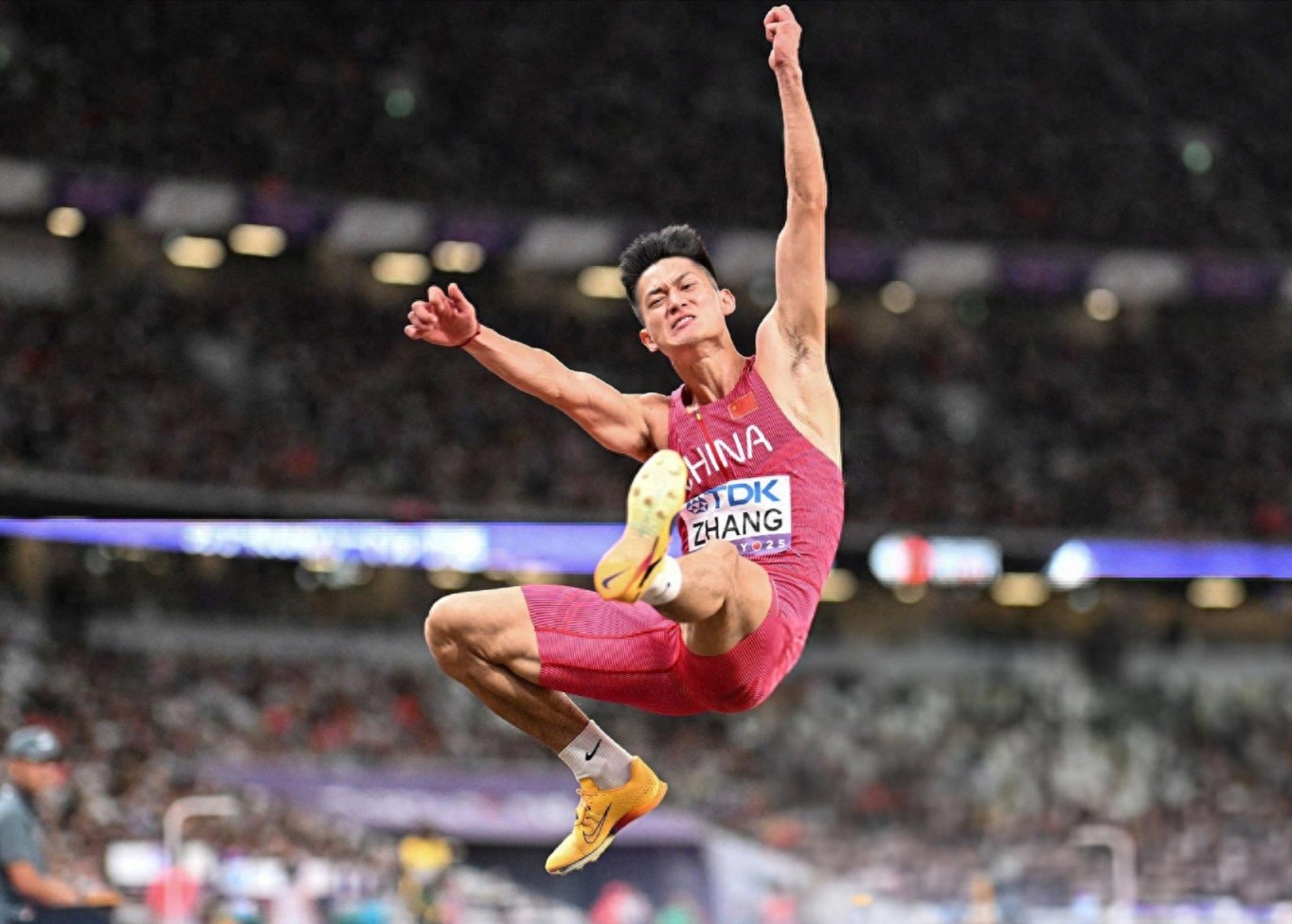 世锦赛女子4×400米接力_田径世锦赛16日金牌榜及赛程：中国第15！中国3人冲击110米栏奖牌_