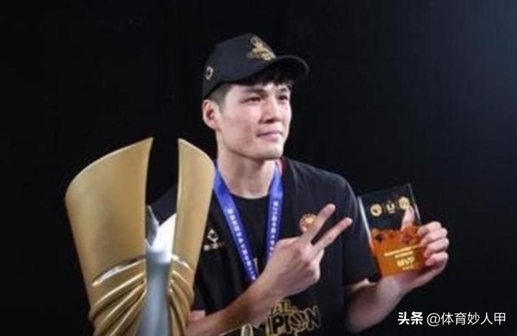 CBA名记：广东队350 万年薪签陈国豪+送王少杰+高额转会费 值得吗？__CBA名记：广东队350 万年薪签陈国豪+送王少杰+高额转会费 值得吗？