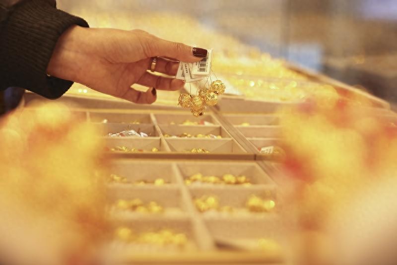 _储蓄率断崖式下跌_储备金率下调是什么意思