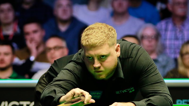 希金斯五连鞭大逆转,晋级半决赛,对阵出炉:墨菲VS塞尔比附赛程_希金斯五连鞭大逆转,晋级半决赛,对阵出炉:墨菲VS塞尔比附赛程_