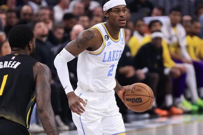 湖人一阵_湖人一场比一场好_