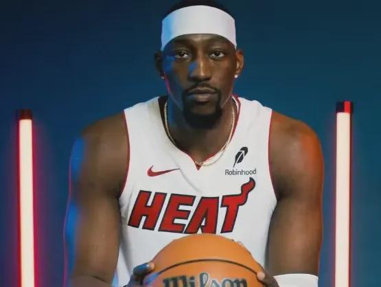 压哨签约！6240万美元！恭喜约X奇！_压哨签约！6240万美元！恭喜约X奇！_