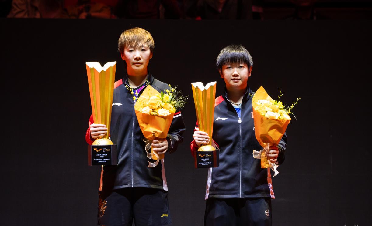 打疯了！王楚钦封王，3场决赛轰10-0，王曼昱成大赢家，莎莎遗憾__打疯了！王楚钦封王，3场决赛轰10-0，王曼昱成大赢家，莎莎遗憾