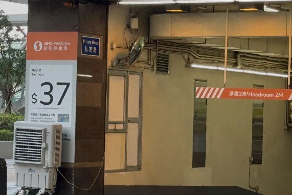 _奢侈品电动车_奢华电动车