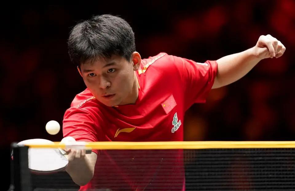 3-2大爆冷！15岁小将先胜王楚钦再赢林诗栋，又一位国乒新对手诞生了__3-2大爆冷！15岁小将先胜王楚钦再赢林诗栋，又一位国乒新对手诞生了