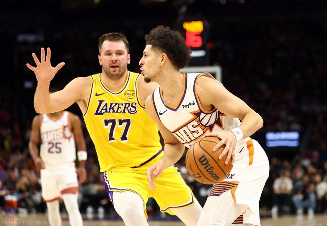 库里最佳一阵_nba库里湖人_