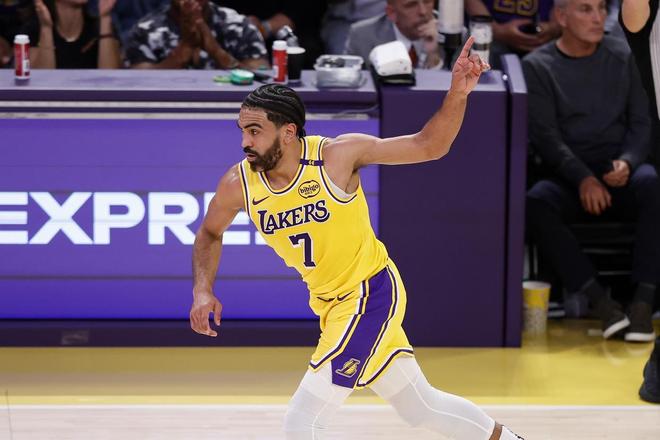 _nba湖人詹姆斯缺席_詹姆斯湖人王朝