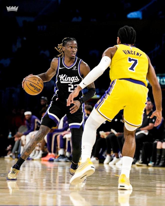 詹姆斯湖人王朝__nba湖人詹姆斯缺席