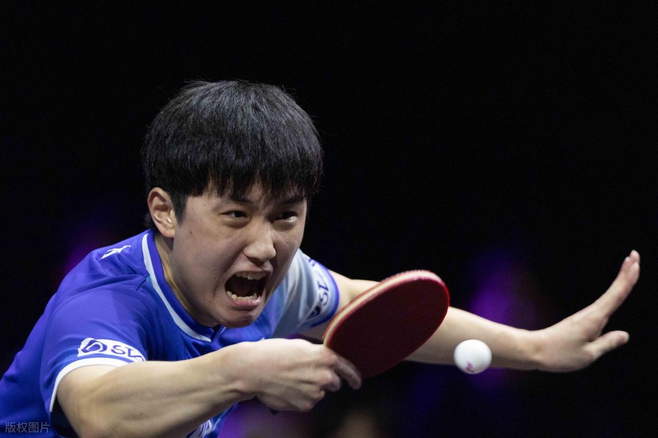 乒乓亚锦赛！国乒让二追三进决赛，张本智和绝杀，王楚钦爆冷丢分__乒乓亚锦赛！国乒让二追三进决赛，张本智和绝杀，王楚钦爆冷丢分