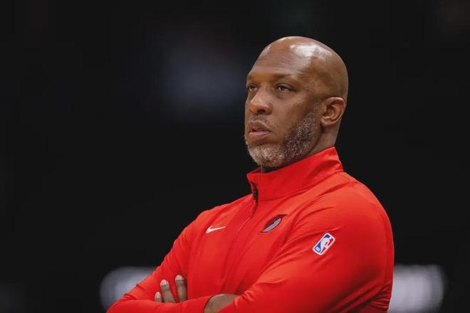 开拓者对森林狼的比分预测_开拓者队球员_