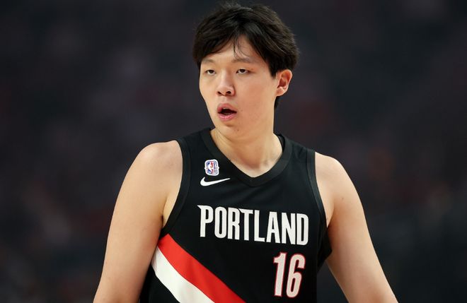 必须开除毒瘤!杨瀚森收三个坏消息,这样被坑迟早离开NBA_必须开除毒瘤!杨瀚森收三个坏消息,这样被坑迟早离开NBA_