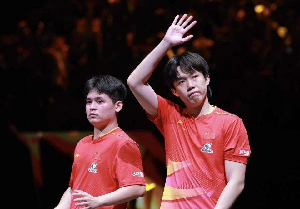 日本羽毛球男单选手_日本花滑男单_