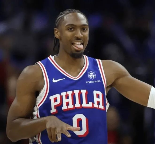 _东部第一!4战轰下150分,场均37.5分彻底封神,恩比德成配角?_东部第一!4战轰下150分,场均37.5分彻底封神,恩比德成配角?