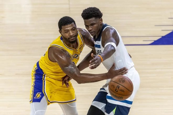 _老詹湖人合同_詹姆斯和克莱