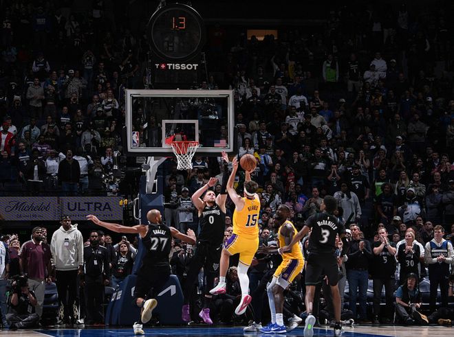 湖人新秀里夫斯_湖人里夫斯身高_