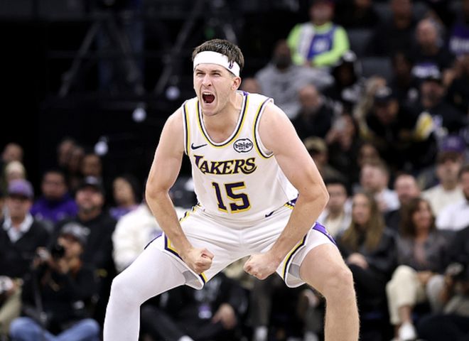 _湖人里夫斯身高_湖人新秀里夫斯