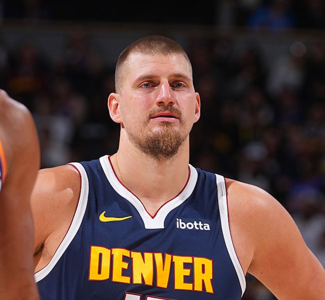 81分58板45助！历史第一！约基奇刷爆纪录，掘金要起飞了__81分58板45助！历史第一！约基奇刷爆纪录，掘金要起飞了