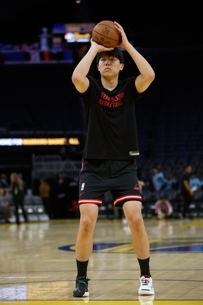 周琦为杨瀚森给出建议!这一刻,NBA的体面被撕了个粉碎__周琦为杨瀚森给出建议!这一刻,NBA的体面被撕了个粉碎