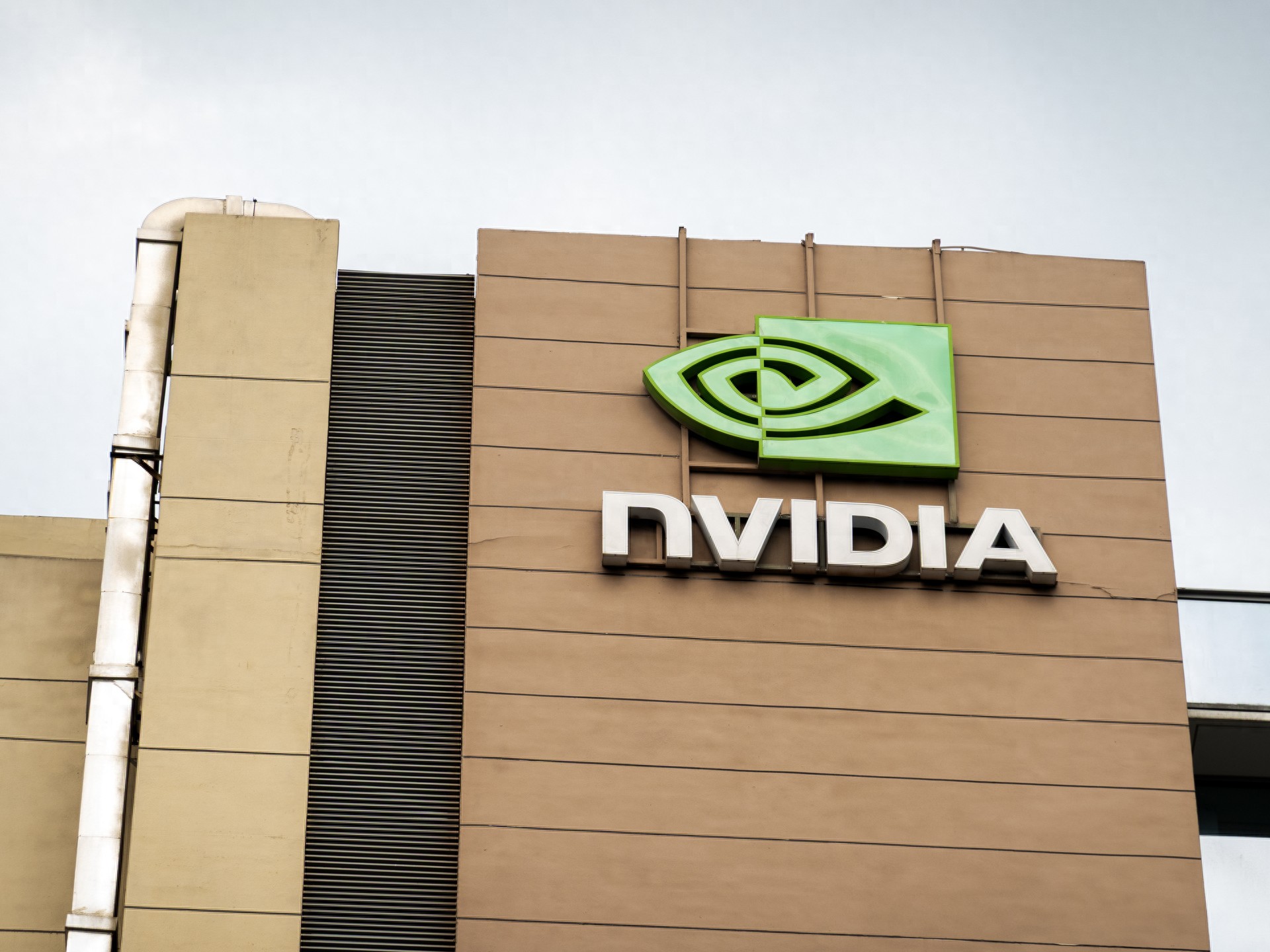 _硅谷英伟达员工收入_美国硅谷英伟达公司