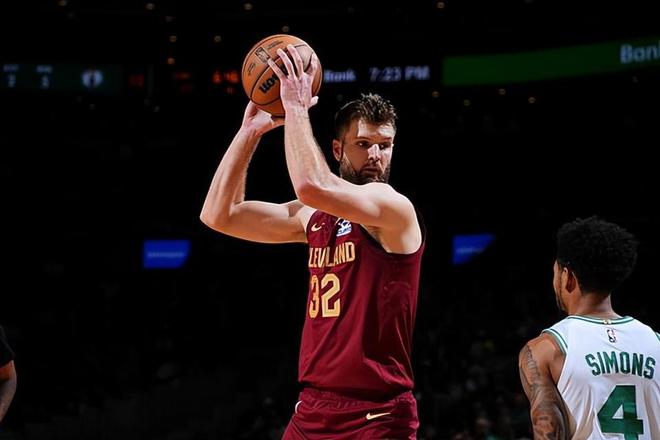 nba火箭骑士__火箭惨负骑士遭9连败