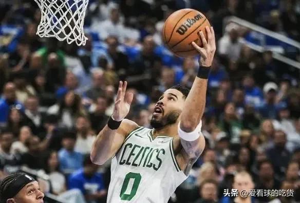 _凯尔特人107:98魔术，系列赛3:1！塔图姆笑对恶犯！拜拜了魔术！_凯尔特人107:98魔术，系列赛3:1！塔图姆笑对恶犯！拜拜了魔术！