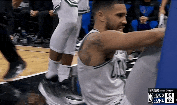 _凯尔特人107:98魔术，系列赛3:1！塔图姆笑对恶犯！拜拜了魔术！_凯尔特人107:98魔术，系列赛3:1！塔图姆笑对恶犯！拜拜了魔术！