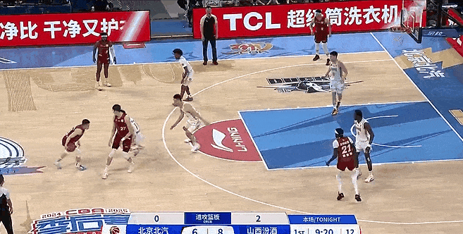 谌龙连得14分横扫桃田贤斗_全职之陪你再战十年_