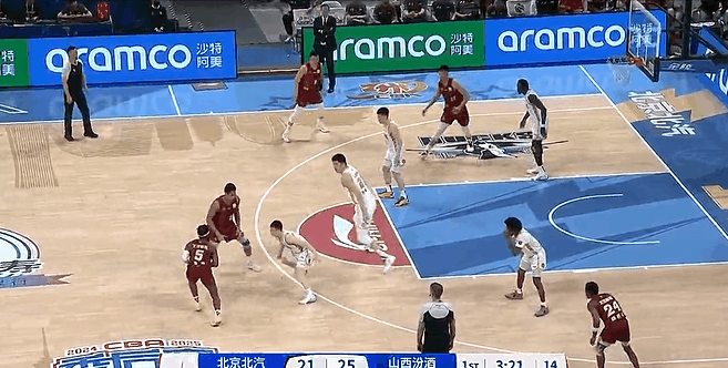 谌龙连得14分横扫桃田贤斗__全职之陪你再战十年