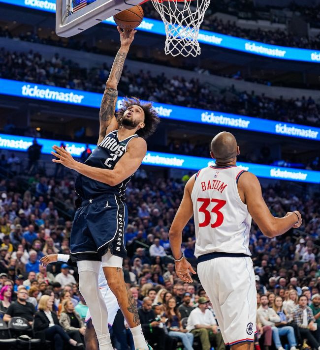 莱夫利报销仍是未来的内线核心,钱德勒术后先拿总冠军再获DPOY!_莱夫利报销仍是未来的内线核心,钱德勒术后先拿总冠军再获DPOY!_